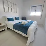 Aveiro Home *